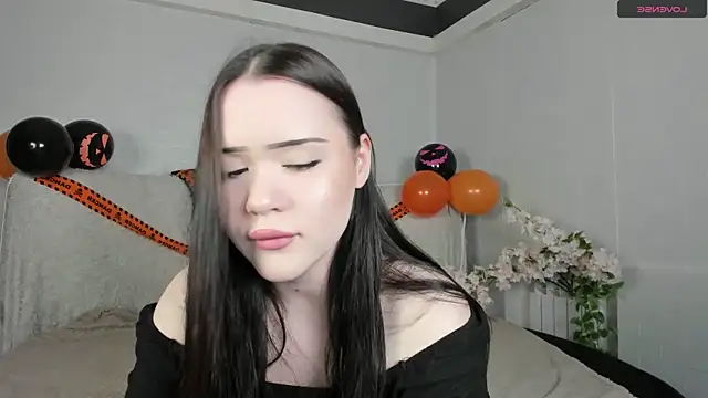  spicygirl online show from 2, 11, 2025