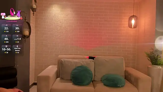 KatieAngelX online show from 23, 11, 2025