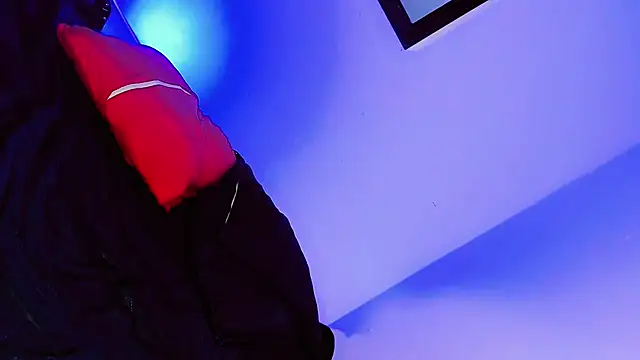 daniela dolls online show from 4, 4, 2026