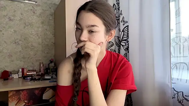 Cuteviola online show from 18, 2, 2026