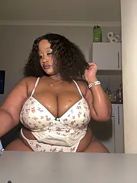 CURVYBUBBLEZ online show from 24, 3, 2026