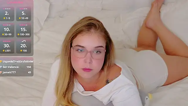 Lilith Bonheur online show from 14, 12, 2025