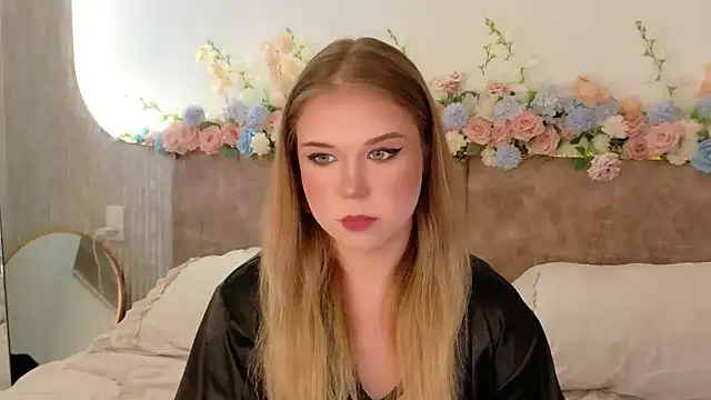 Snapshot of Lilith_Bonheur chatting on 28, 4, 2026 Lilith Bonheur online show from 28, 4, 2026