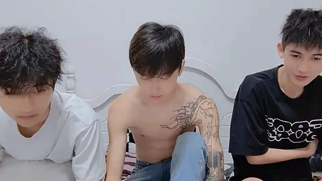 xiaoyi2563 online show from 10, 10, 2025