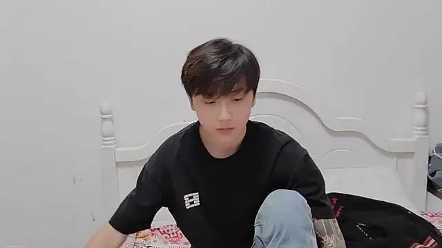 xiaoyi2563 online show from 30, 10, 2025