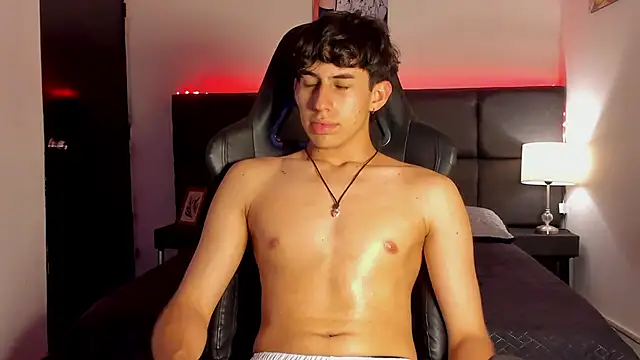 Aaron Spencer13 online show from 2, 10, 2025