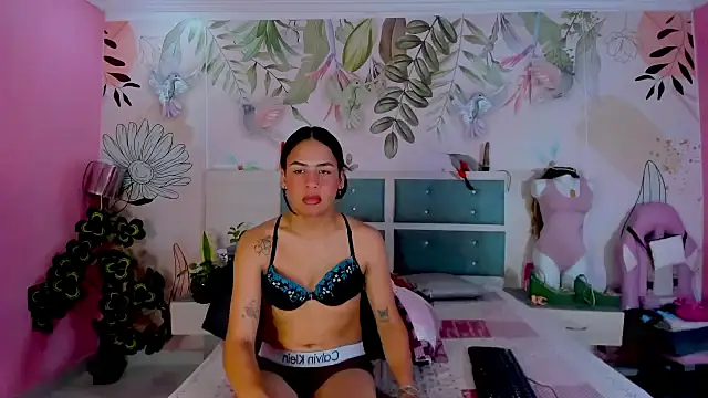 sweet lulu sofia online show from 27, 9, 2025