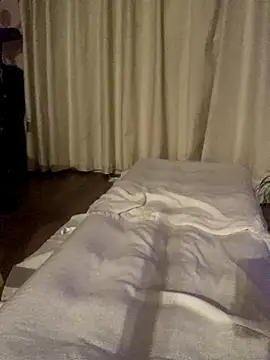 Mia Winters online show from 28, 11, 2025