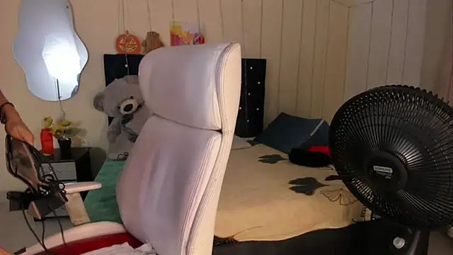 MalakChauriye online show from 12, 11, 2025