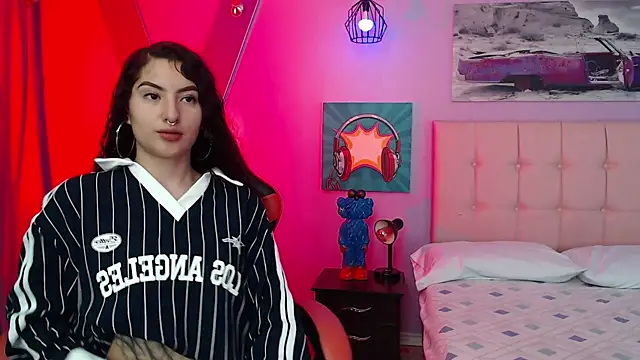 Sabriinaa Foxx online show from 19, 9, 2025