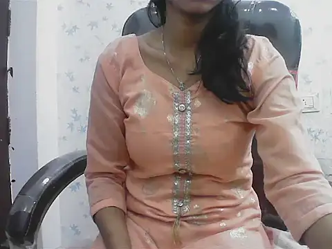 short girl  online show from 30, 3, 2026