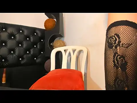 valeriapinkxx online show from 15, 4, 2026