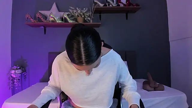 Coco-balenciaga online show from 1, 12, 2025