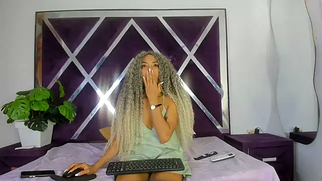 angelkyraasm online show from 4, 4, 2026