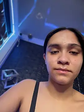 Isabella-Teen online show from 3, 11, 2025