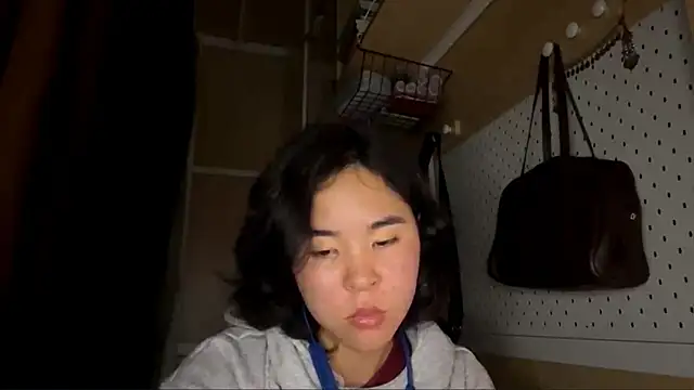 Snapshot of JennyCarpenter chatting on 29, 4, 2026 JennyCarpenter online show from 29, 4, 2026
