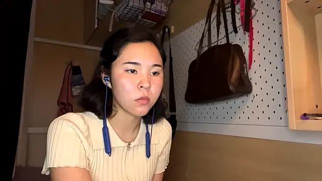 Snapshot of JennyCarpenter chatting on 11, 5, 2026 JennyCarpenter online show from 11, 5, 2026
