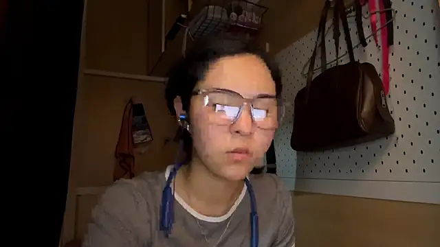 Snapshot of JennyCarpenter chatting on 12, 5, 2026 JennyCarpenter online show from 12, 5, 2026