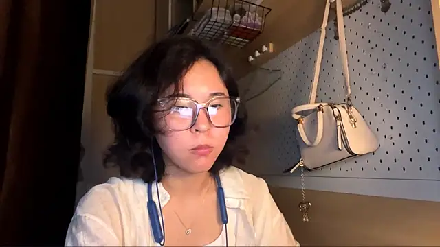 Snapshot of JennyCarpenter chatting on 19, 5, 2026 JennyCarpenter online show from 19, 5, 2026