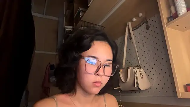 Snapshot of JennyCarpenter chatting on 22, 5, 2026 JennyCarpenter online show from 22, 5, 2026
