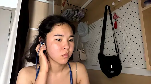 Snapshot of JennyCarpenter chatting on 4, 6, 2026 JennyCarpenter online show from 4, 6, 2026