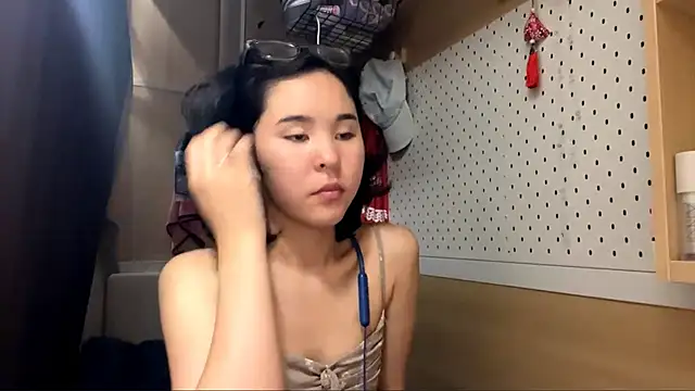 Snapshot of JennyCarpenter chatting on 9, 6, 2026 JennyCarpenter online show from 9, 6, 2026