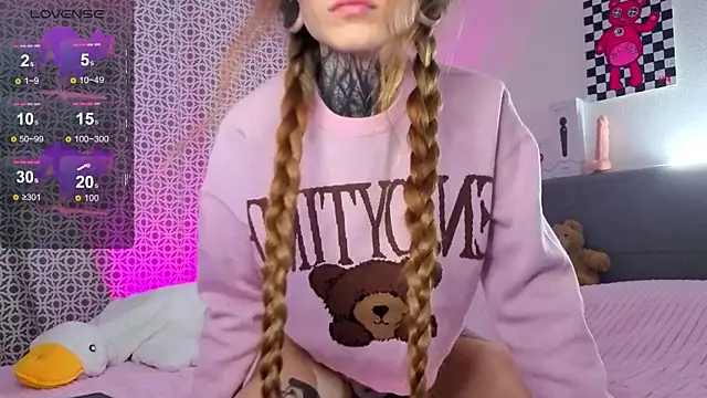 LilithPoison online show from 8, 1, 2026