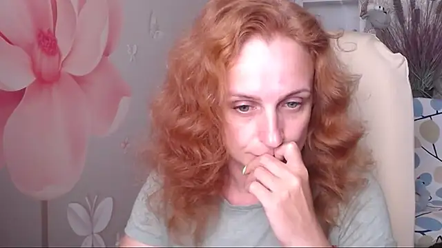 Snapshot of Venus_love1 chatting on 12, 6, 2026 Venus love1 online show from 12, 6, 2026