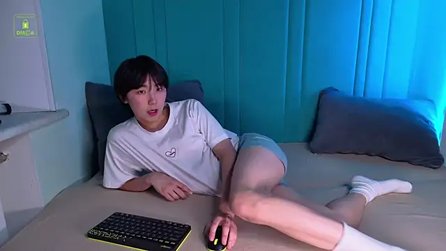 HeejinWang online show from 24, 11, 2025