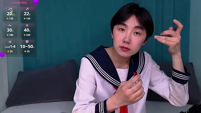 HeejinWang online show from 15, 5, 2026