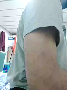 Snapshot of Alecumload chatting on 18, 9, 2025 Alecumload online show from 18, 9, 2025