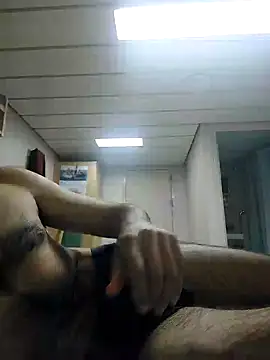 Snapshot of Alecumload chatting on 20, 12, 2025 Alecumload online show from 20, 12, 2025