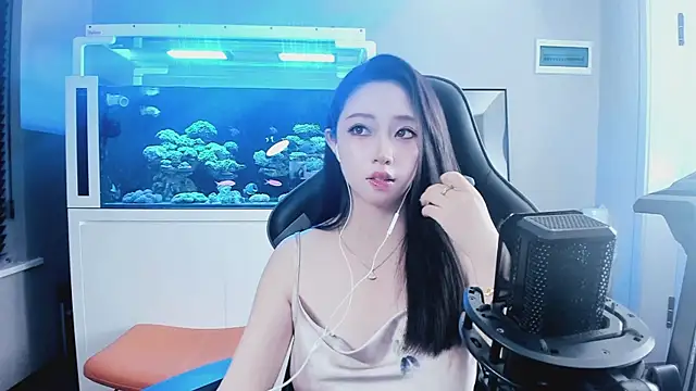 Snapshot of Keke-Bai chatting on 7, 10, 2025 Keke-Bai online show from 7, 10, 2025