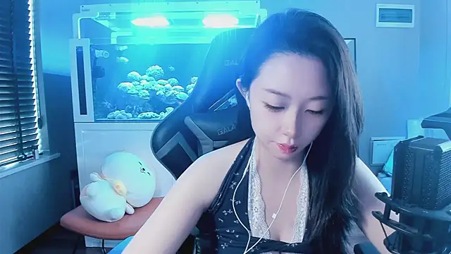 Snapshot of Keke-Bai chatting on 10, 10, 2025 Keke-Bai online show from 10, 10, 2025