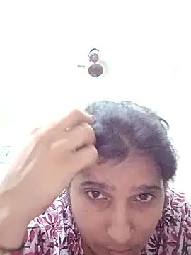 Snapshot of aliya-jaan71 chatting on 16, 9, 2025 aliya-jaan71 online show from 16, 9, 2025