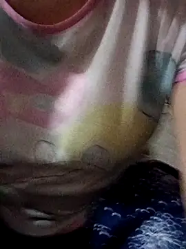 Snapshot of aliya-jaan71 chatting on 16, 10, 2025 aliya-jaan71 online show from 16, 10, 2025