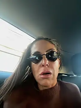 Snapshot of ainaht chatting on 22, 11, 2025 ainaht online show from 22, 11, 2025