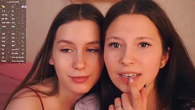 GabrielleLynchard online show from 9, 11, 2025