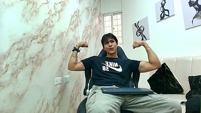 toji luxxer online show from 21, 12, 2025