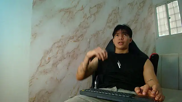 toji luxxer online show from 11, 1, 2026