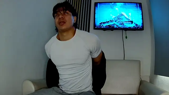 toji luxxer online show from 13, 1, 2026