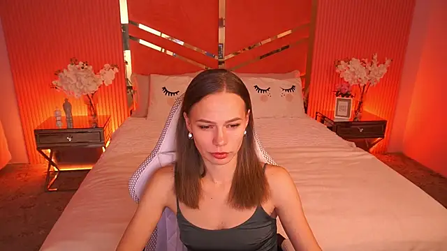 ShyySiren online show from 12, 10, 2025