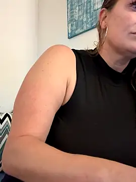 Ariasweetaspie online show from 23, 9, 2025