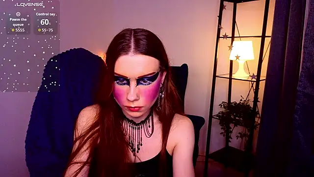 KarenSmitht online show from 13, 4, 2026