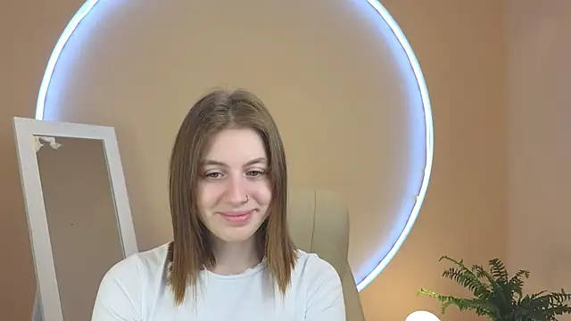 Pink Muse online show from 14, 11, 2025