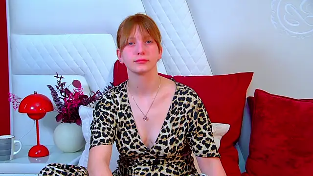 BeatriceBinoche online show from 22, 10, 2025