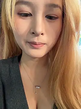 yuki june online show from 25, 11, 2025