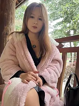 yuki june online show from 3, 3, 2026