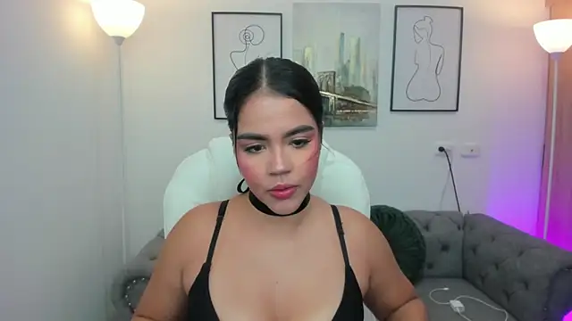 Mila blaze online show from 9, 10, 2025