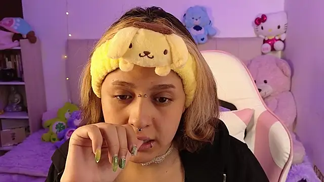 Snapshot of NekoWaifu chatting on 8, 6, 2026 NekoWaifu online show from 8, 6, 2026
